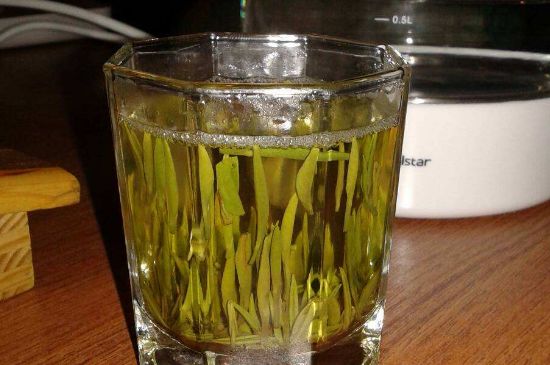 冷泡茶用什么茶葉最好，什么樣的茶適合冷泡？
