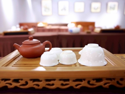 千萬(wàn)別做兼職茶藝師，女人學(xué)茶藝好嗎？