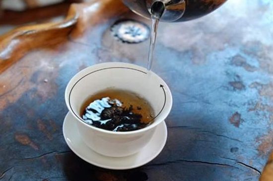 喝茶茶桌上的禮儀有哪些，泡茶待客十大禮儀不可不做！