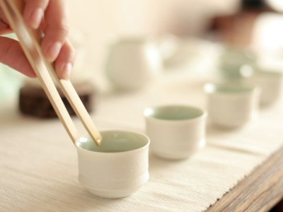 鐵觀音的泡法，水溫100°C最佳第一泡不能喝