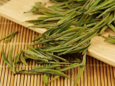 安吉白茶的功效與作用，簡單概括安吉<a href=http://m.iremcollection.com/fenlei/baicha/ target=_blank class=infotextkey>白茶功效</a>