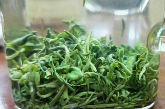 什么茶葉容易放香精，香精茶有什么危害？