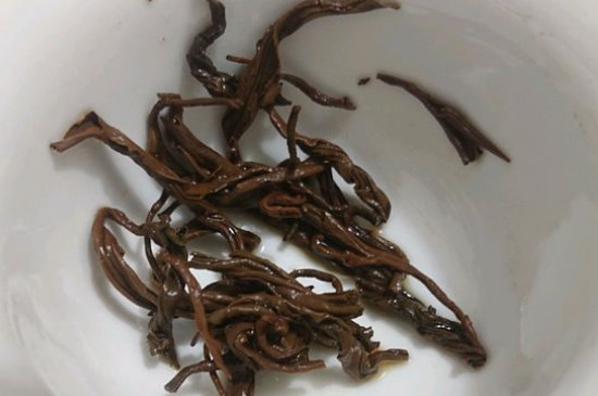 茶葉過期5年了但沒開封，茶葉放久了能喝嗎