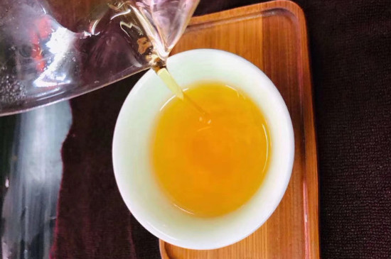 茶葉過期5年了但沒開封，茶葉放久了能喝嗎