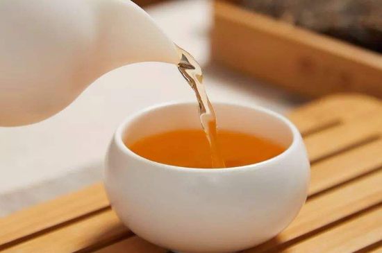 泡好的茶水放冰箱能保存多久，泡好的茶冷藏放多久？