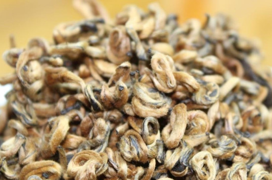 茶葉可以放冰箱嗎，茶需要放冰箱保存嗎