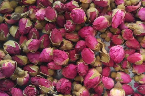 玫瑰花茶的功效與作用，堅持喝一個月玫瑰花茶會怎樣？