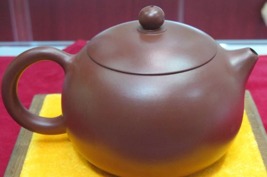 生普洱茶用什么泥料的紫砂壺，最合適生普的紫砂泥料