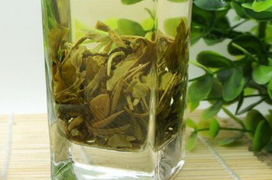 茉莉龍珠茶男人能喝嗎，男性夏季可以喝龍珠茶嗎
