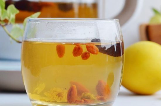 菊花茶的最佳搭配有哪幾樣，菊花茶和什么搭配喝效果好？
