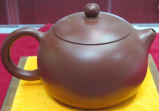 宜興紫砂壺四大經(jīng)典壺型叫什么，傳統(tǒng)紫砂四大名壺介紹