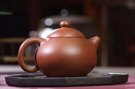 本山綠泥壺適合沖泡什么茶，紫砂壺本山綠最適合什么茶？