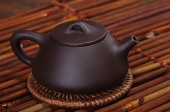 本山綠泥壺適合沖泡什么茶，紫砂壺本山綠最適合什么茶？