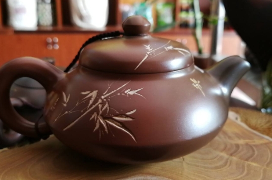 坭興陶主要泡什么茶，廣西坭興陶壺適合泡哪些茶？