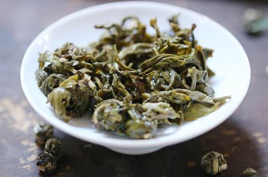 茉莉龍珠泡開后為什么都是梗，茉莉龍珠泡開后什么樣？