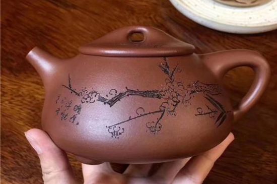 朱泥紫砂壺如何開(kāi)壺，朱泥壺日常泡茶養(yǎng)護(hù)