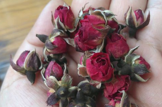 玫瑰花泡水喝的9大禁忌，喝玫瑰花茶有什么禁忌