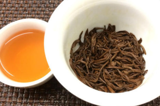 新茶和陳茶的區(qū)別，新茶和陳茶的介紹