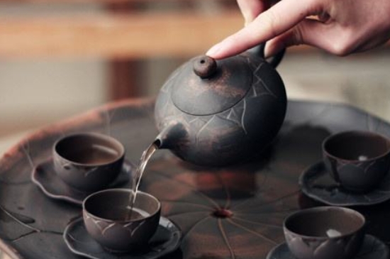 坭興陶主要泡什么茶，廣西坭興陶壺適合泡哪些茶？