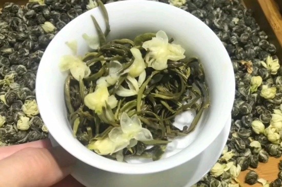 茉莉香珠跟龍珠有什么區(qū)別嗎，茉莉龍珠和茉莉香珠那個好？