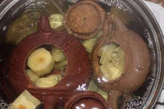 開(kāi)壺放豆腐是錯(cuò)誤的，新買的紫砂壺正確開(kāi)壺建議