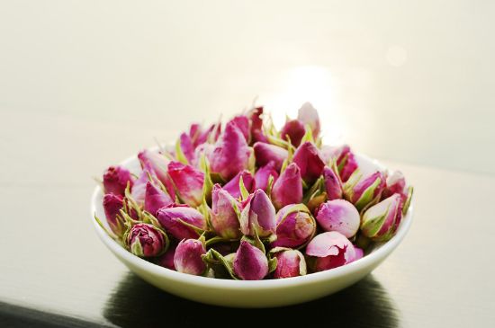 玫瑰花茶怎么泡不開，玫瑰花茶泡著不開花