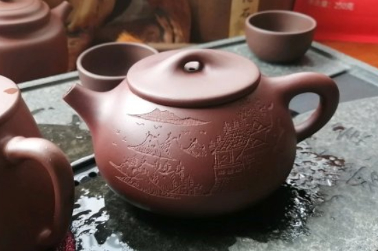 紫砂開壺和不開壺的區(qū)別，<a href=http://m.iremcollection.com/chaju/zisha/ target=_blank class=infotextkey>紫砂壺開壺</a>的正確方法及開壺建議