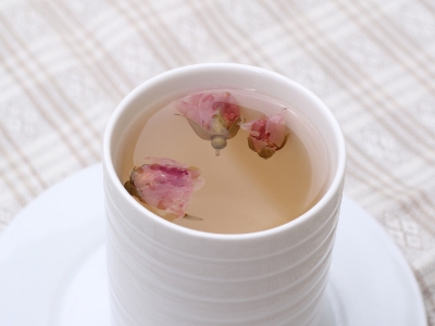 干玫瑰花泡前需要洗嗎，泡玫瑰花需要洗一下嗎？