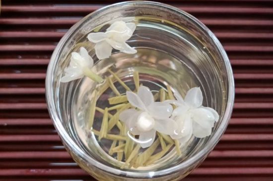 茉莉泡水禁忌，喝茉莉茶葉有什么禁忌