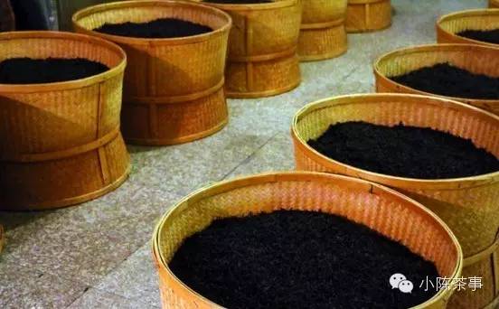 怎樣炭焙巖茶？揭秘武夷巖茶的炭焙技藝