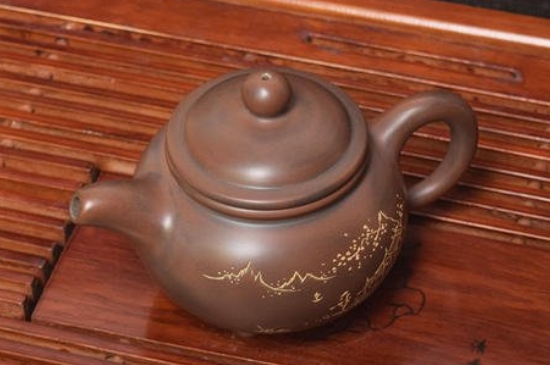 坭興陶主要泡什么茶，廣西坭興陶壺適合泡哪些茶？