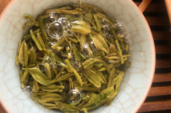 什么綠茶茶葉唇齒留香，哪個(gè)品種綠茶香氣好？
