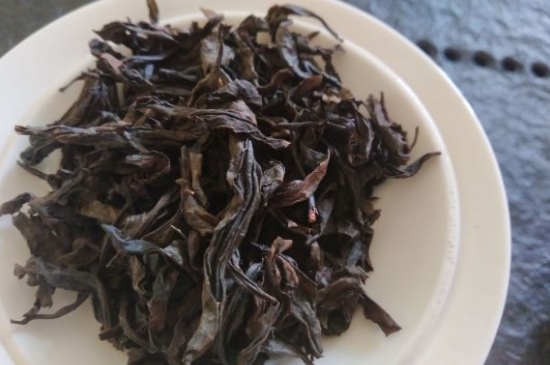 為什么喝巖茶會上火，巖茶喝多上火怎么辦？