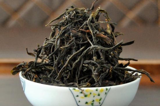 蜜蘭香和鴨屎香區(qū)別，鳳凰單樅鴨屎香vs蜜蘭香圖片對(duì)比