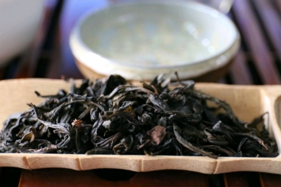 長期喝巖茶會上火嗎？巖茶這樣喝了容易上火！
