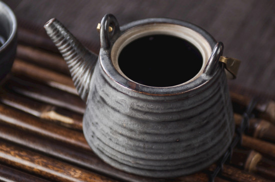 黑茶用什么壺煮最好，黑茶用什么煮效果好？