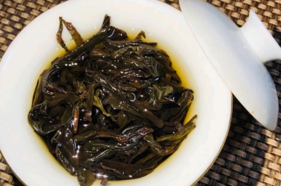 長期喝巖茶會上火嗎？巖茶這樣喝了容易上火！