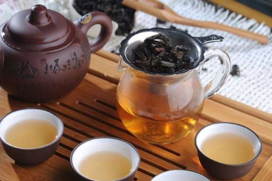 母樹大紅袍給誰喝了，為什么母樹大紅袍叫三棵六株？