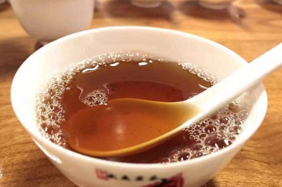 肉桂茶和大紅袍哪個貴，武夷山肉桂與大紅袍的價格比較