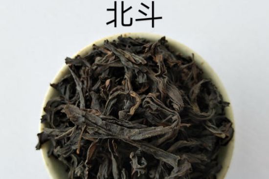 大紅袍四大品種有哪些，大紅袍的種類和著名品種特點(diǎn)介紹