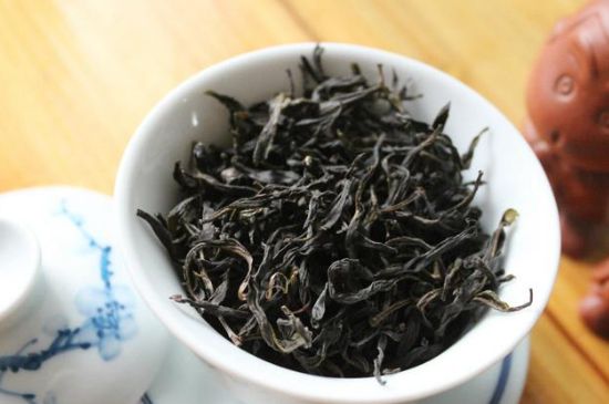 鋸朵仔跟鴨屎香哪個貴，鋸朵子和鴨屎香哪個好喝？